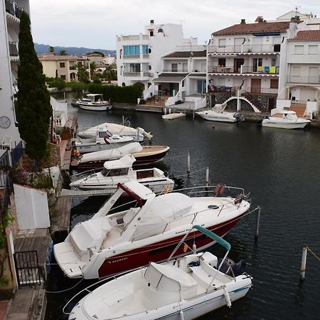 Apartamento Con Bonitas Vistas Al Canal Ref 337 Empuriabrava Exterior foto