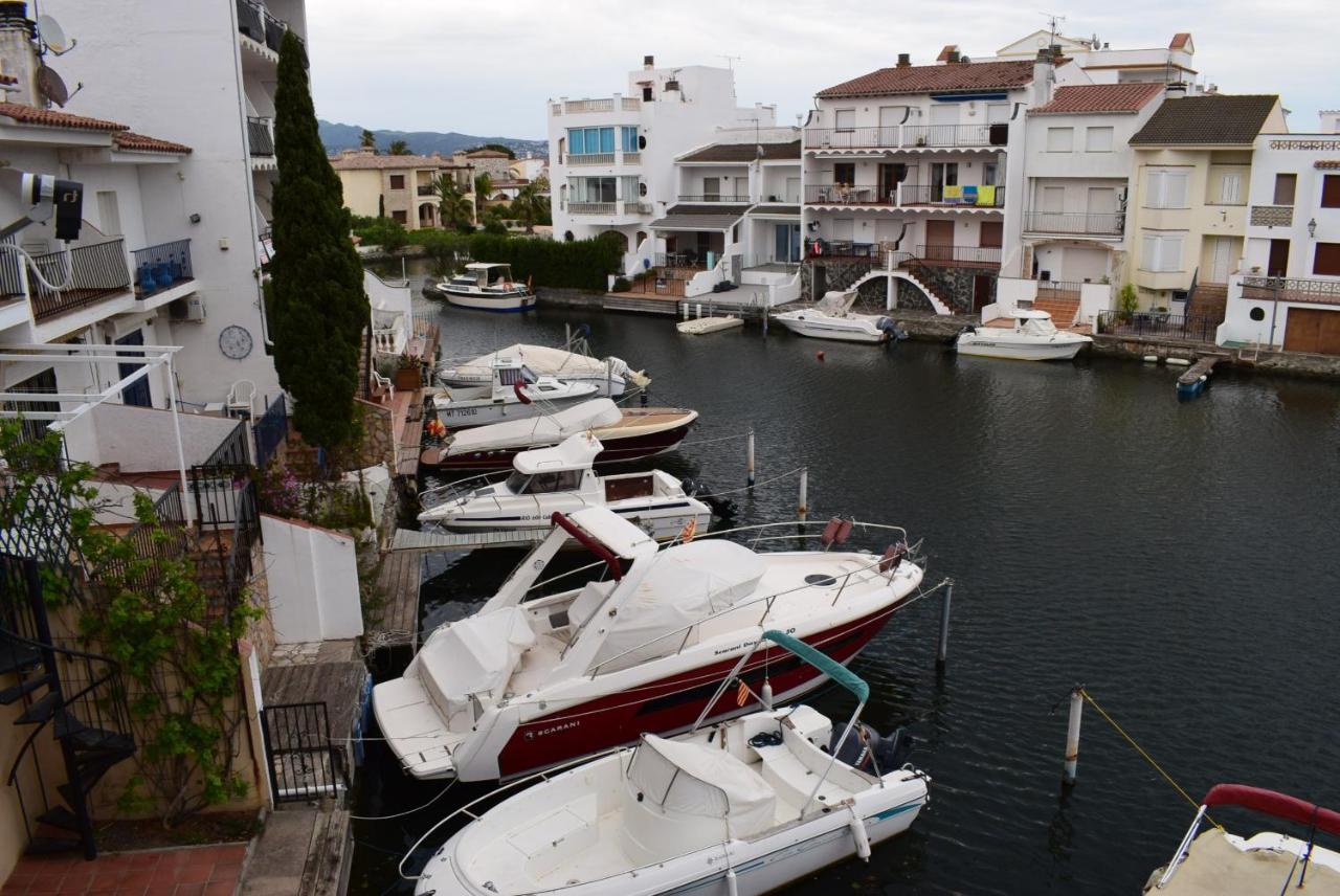 Apartamento Con Bonitas Vistas Al Canal Ref 337 Empuriabrava Exterior foto