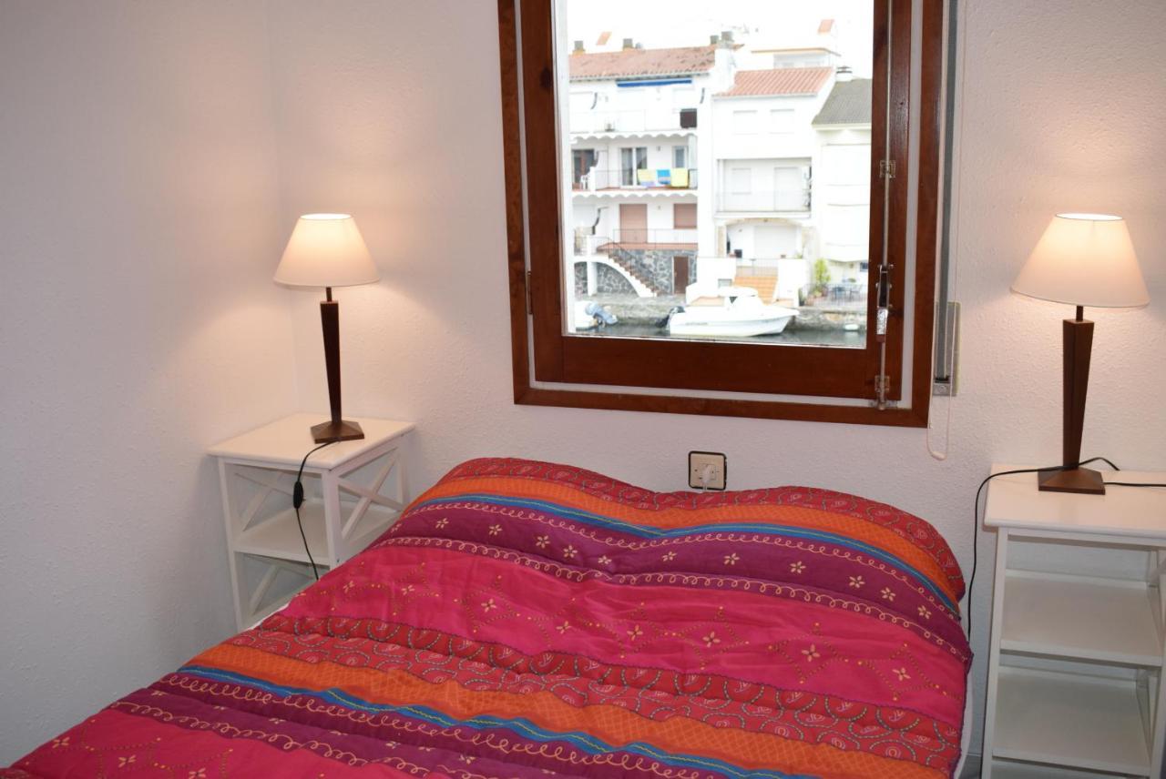 Apartamento Con Bonitas Vistas Al Canal Ref 337 Empuriabrava Exterior foto