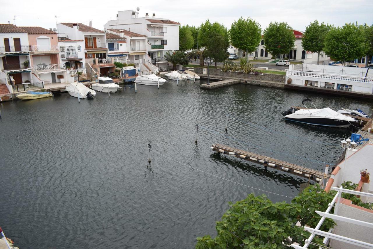 Apartamento Con Bonitas Vistas Al Canal Ref 337 Empuriabrava Exterior foto